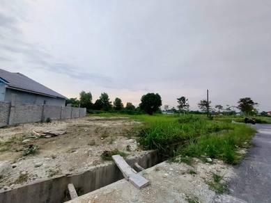 Bungalow land Bandar Mahkota Banting CORNER LOT