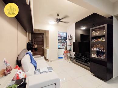 Crazy Interior !! One Foresta, 900 Sqft, Mid Floor, Market View !!