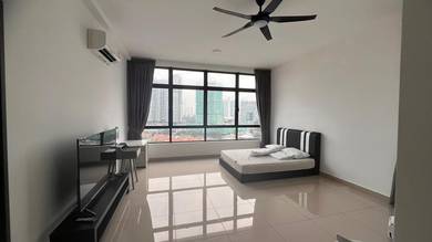 Twin Tower / 5 Min Walking To Ciq / JB Town / Studio / Fully Furnished