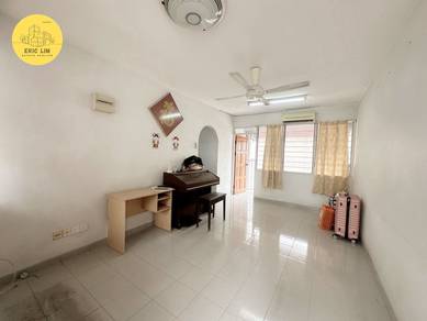 Take Deal !! Taman Lip Sin 3, 700 Sqft, Mid Floor, Partly Renovated !!