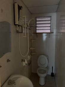Vistaria | Puchong | Partly Furnished | Balcony | 1 Car Park | Murah