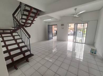 2 Sty Taman Lestari Putra LEP 6 | Seri Kembangan | Partly Furnished