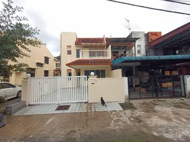 END LOT RENOVATED UNIT | 2 Storey Taman Bukit Teratai Ampang for Sale