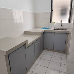 Desa Indah RELAU (Block 86) Basic Renovated 3-Bedrooms 1-Fixed Carpark