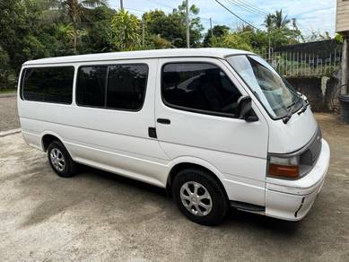Toyota HIACE 2.4 (M) Japan
