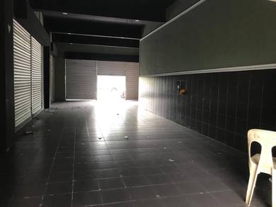 Ground Floor Corner , Hsbc Kuching , Kuching