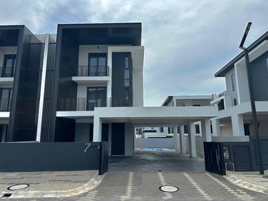 New Lume Homes 3 Storey Semi-D for RENT I Par Furnished I Kolombong KK