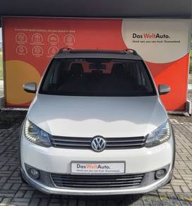 Volkswagen CROSS TOURAN 1.4 TSI (A)