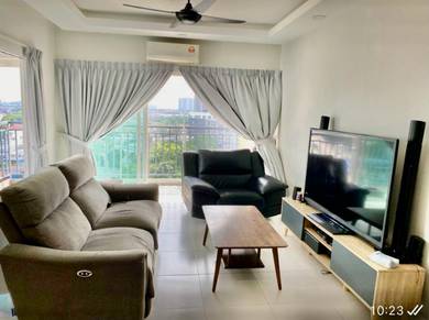 Casa tropika condominium fully furnished 2 car park puchong hartamas