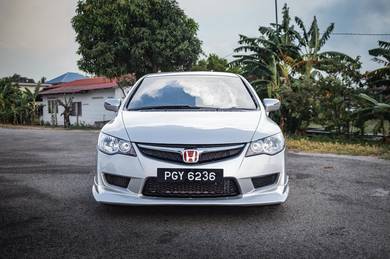 Honda CIVIC 1.8 i-VTEC (A)