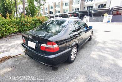 Bmw 320i (CBU) 2.0 (A)