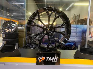 Lamborghini Urus Sport Rim Custom Forged Black