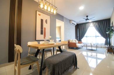 Elmina 2【Mampu Milk】2R1B 2Carpark | Walk to KFC, School & 5min Airport