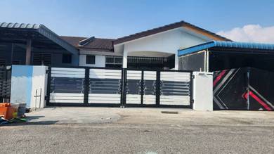 (RUMAH CANTIK) TAMAN GADONG JAYA. TABLE TOP PAGAR BESAR CAT Baru