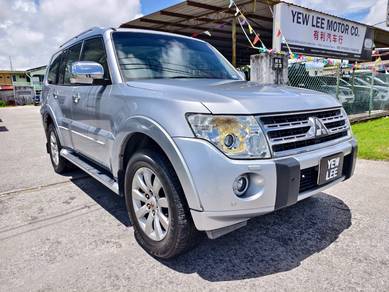 Mitsubishi PAJERO EXCEED GOLDEN EYES 3.8 V6