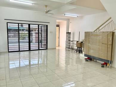 Seri Austin Double Storey End Lot Full Loan East Zone
