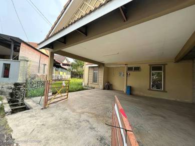 <70K BELOW MV> Corner Lot Semi D Setingkat Taman Gambang Damai Kuantan