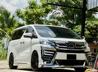 Toyota VELLFIRE 2.5 ZG (A)MODELLISTA BODYKIT