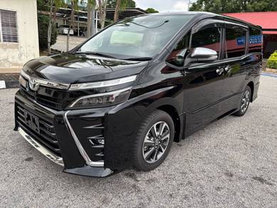 Toyota VOXY 2.0 KIRAMEKI (A) Unreg