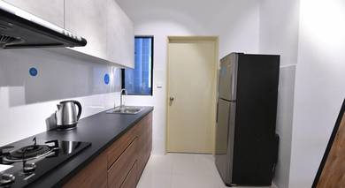 Fully Furnished Small Room at The Hamilton