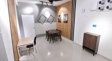 Fully Furnished Small Room at The Hamilton