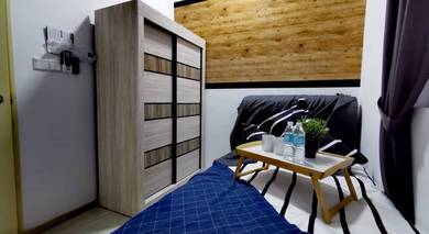 Fully Furnished Small Room at The Hamilton
