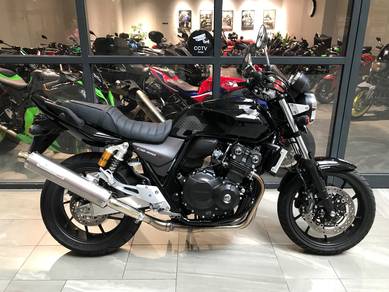 2025 Honda CB400 SF Like New 3459 KM Fully Loaded