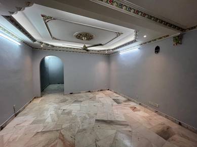 Sri gombak sg 4 5  batu caves 2 storey house landed for rent sewa 8 9