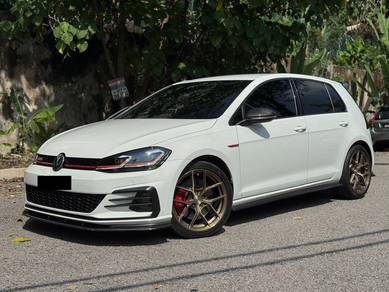Volkswagen GOLF 2.0 TSI GTI CLUB SPORT