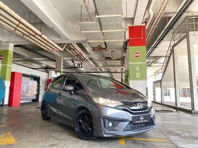 Honda JAZZ 1.5 E(A)FULLOAN GK5 CARKING TIPTOP