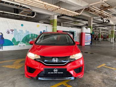 Honda JAZZ 1.5 E (A) GK5 FULLOAN FREE TRYLOAN