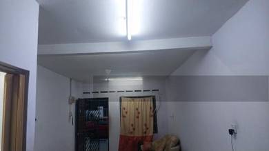 Taman Universiti, Jalan Kejayaan - Low Cost