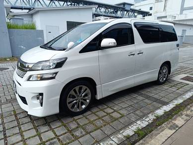 Toyota VELLFIRE 2.4 Z GOLDEN EYES FUL SPEC ZG