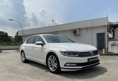 Volkswagen PASSAT 2.0 TSI HIGHLINE 380i (A)