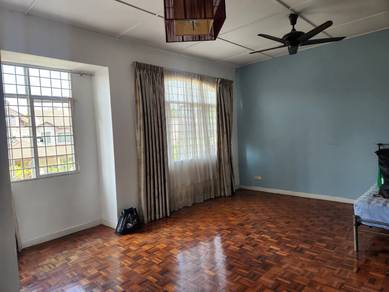 Superlink 2 Storey House @Subang Jaya For Sale