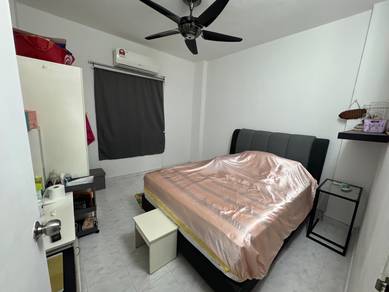Apartment Bukit Sri Bintang /Kepong Segambut / First Floor Corner Unit