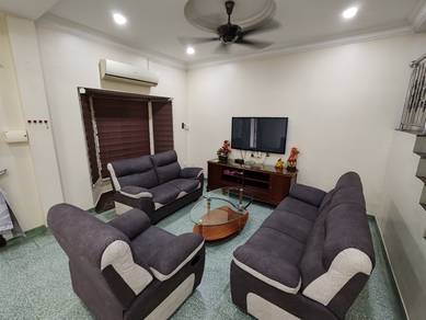 Gajah Berang(near TONG HUP)  Double Storey Terrace House For Rent