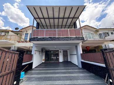 Jalan Seri Austin, Taman Seri Austin