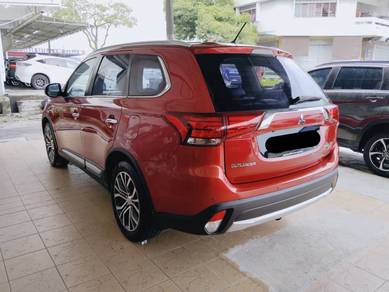 Cash&Full Loan 2016 Mitsubishi OUTLANDER 2.4 (A)