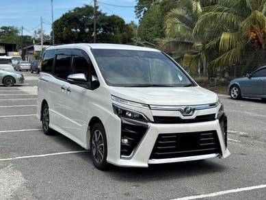 Toyota VOXY 2.0 ZS KIRAMEKI (A) 