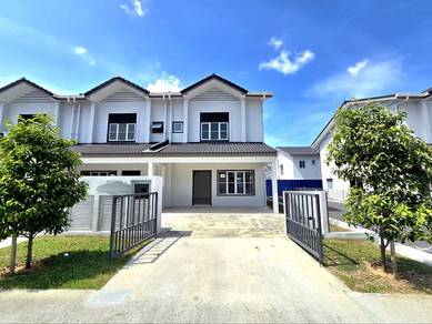 BRAND NEW! ENDLOT UNIT! 2 Storey Camellia @ M Senyum