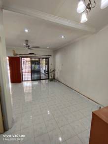 Pengkalan house for sale