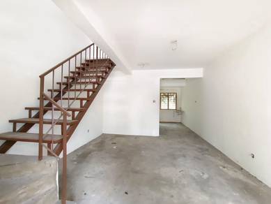 Taman cahaya masai medium cost sale full loan unit