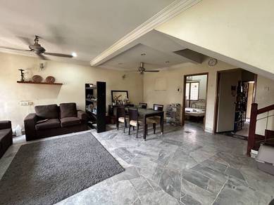 FACING OPEN  Double Storey Jalan Suadamai Bandar Tun Hussein Onn