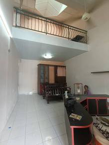Impian Emas 1.5Storey House 4Bedrooms Partial Furnish @ Skudai / Senai