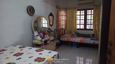 1.5-storey-Terraced-House-for-sale-Pandamaran-Selangor