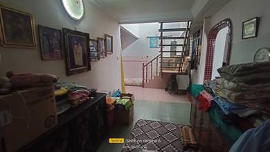 1.5-storey-Terraced-House-for-sale-Pandamaran-Selangor-3