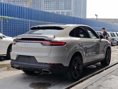 Porsche CAYENNE COUPE ( Sport Chrono , Pan Roof )