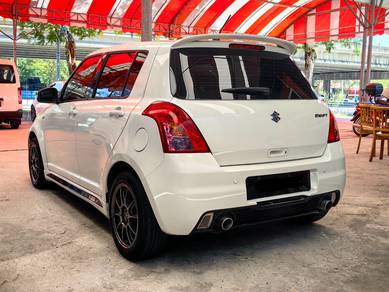 Suzuki SWIFT 1.5 PREMIER (A)