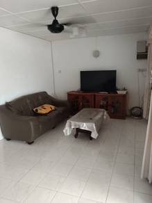 Double Storey Intermediate Terrace House